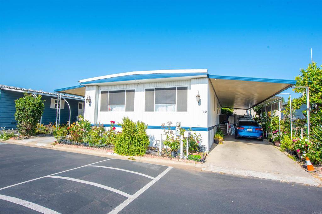Vista, CA 92084,1010 Bobier Dr E #12