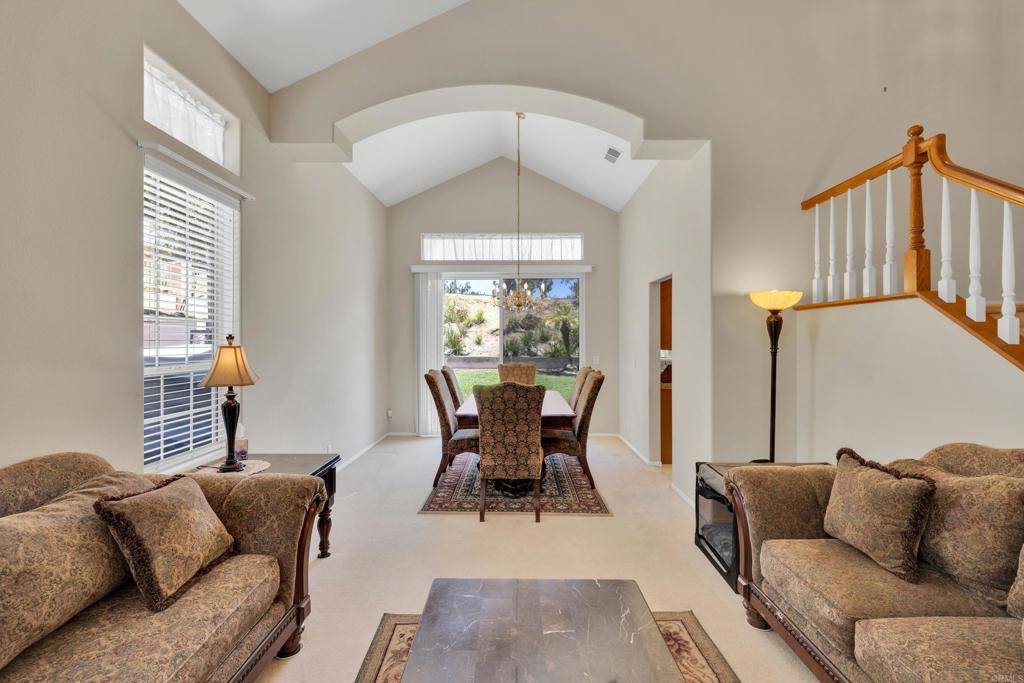 San Marcos, CA 92069,1159 Avenida Azul