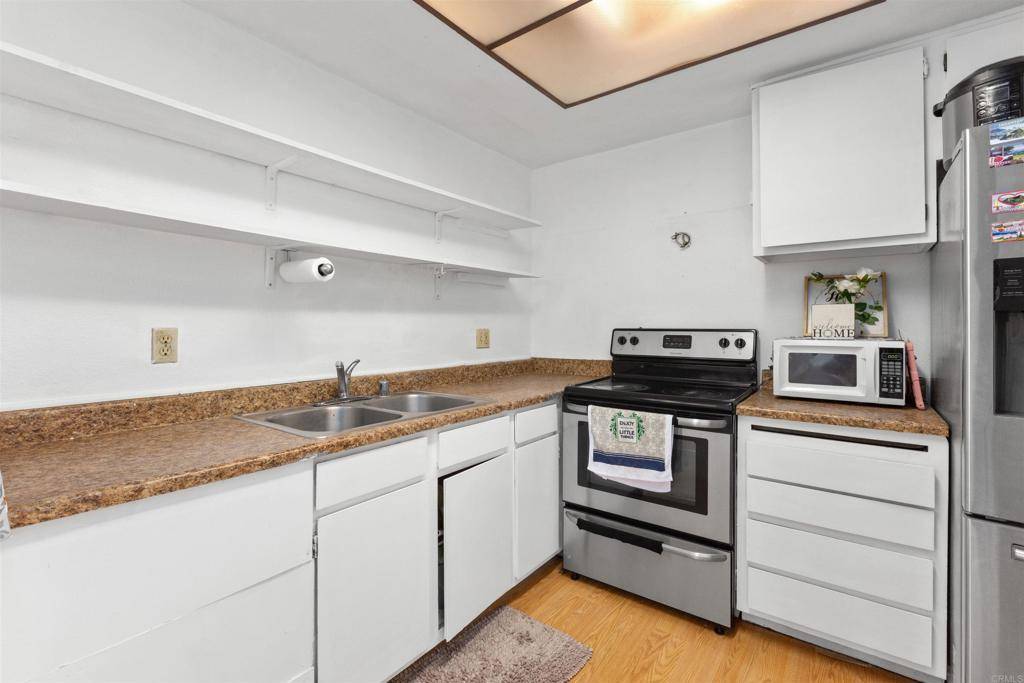 Escondido, CA 92027,475 N Midway Dr #230