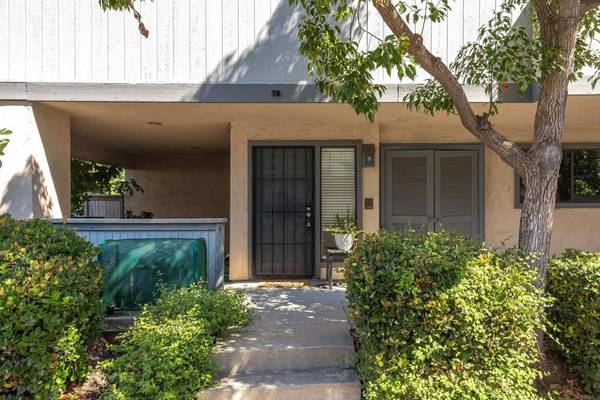 Escondido, CA 92027,2135 E Valley Pkwy #79