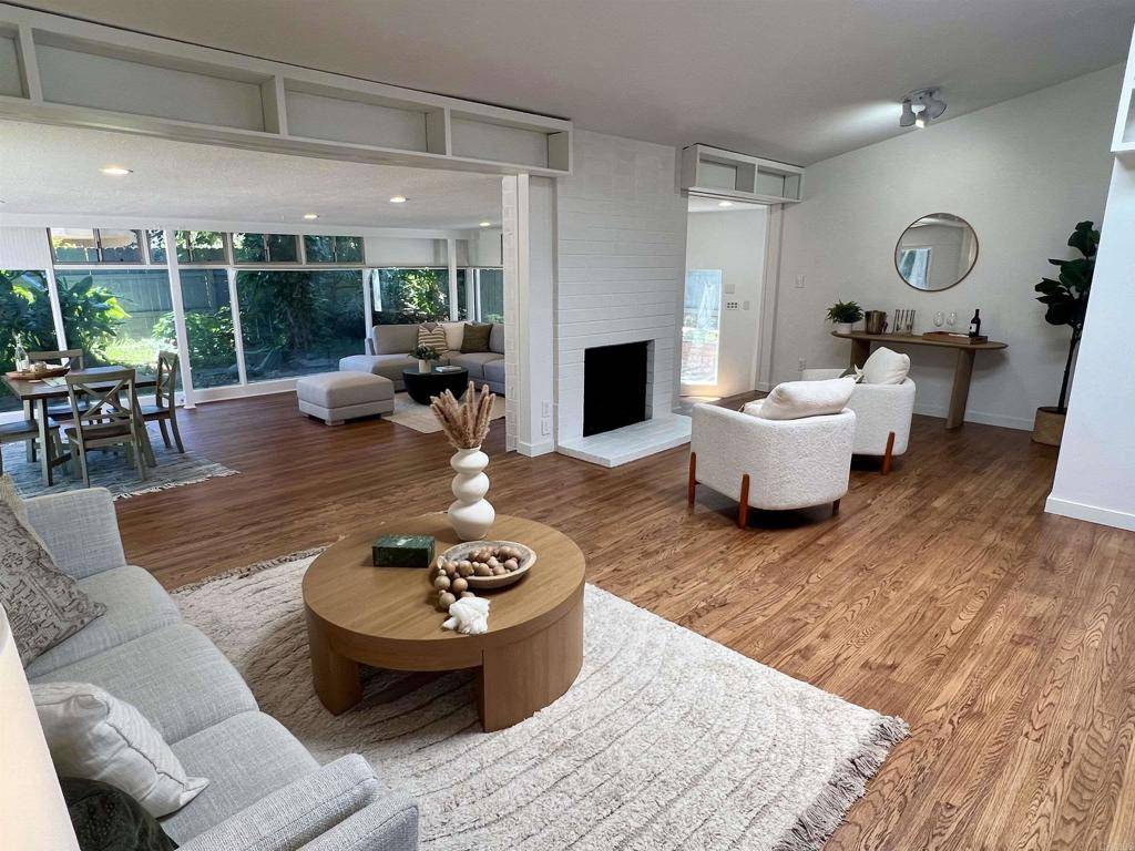 San Diego, CA 92123,7625 Teebird LN