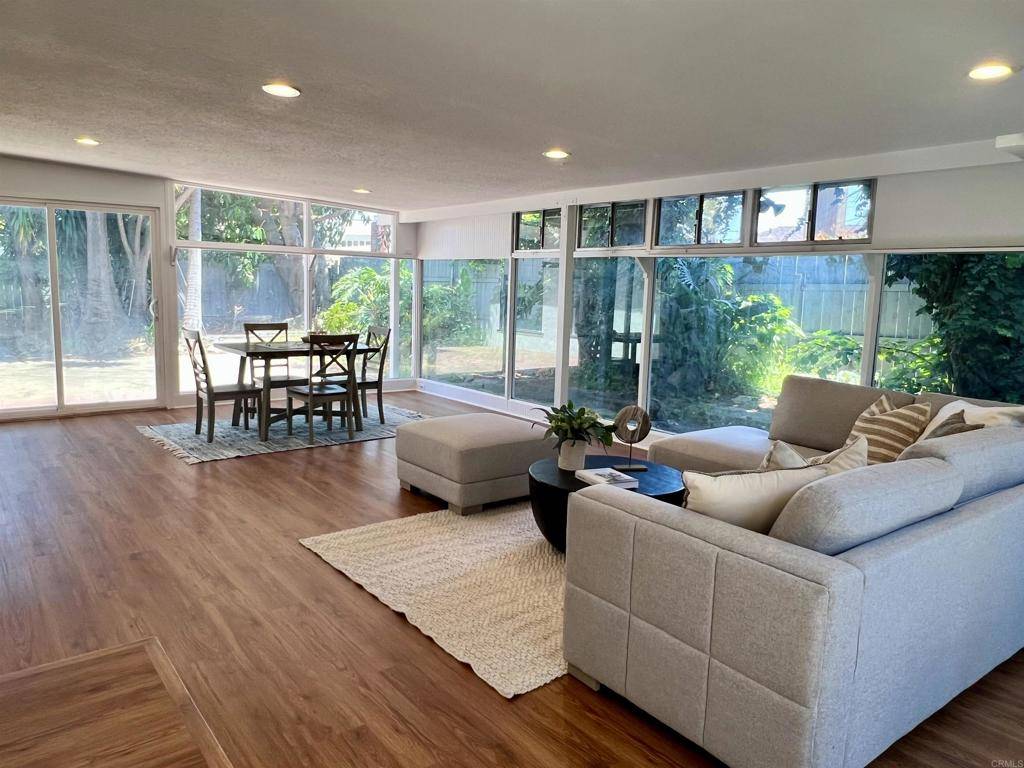 San Diego, CA 92123,7625 Teebird LN