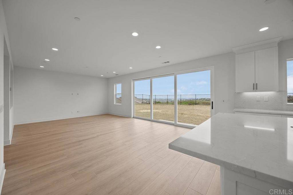 San Marcos, CA 92069,944 Visalia PL