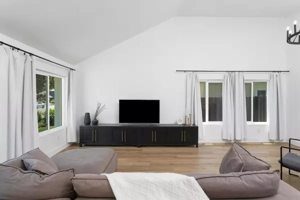 Oceanside, CA 92057,4576 Mariners Bay