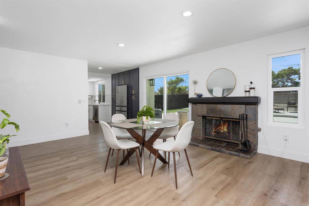 Oceanside, CA 92057,4576 Mariners Bay