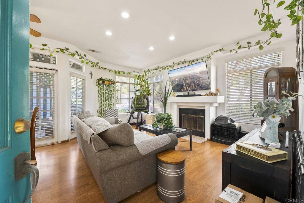 Oceanside, CA 92056,3420 Cameo DR #34