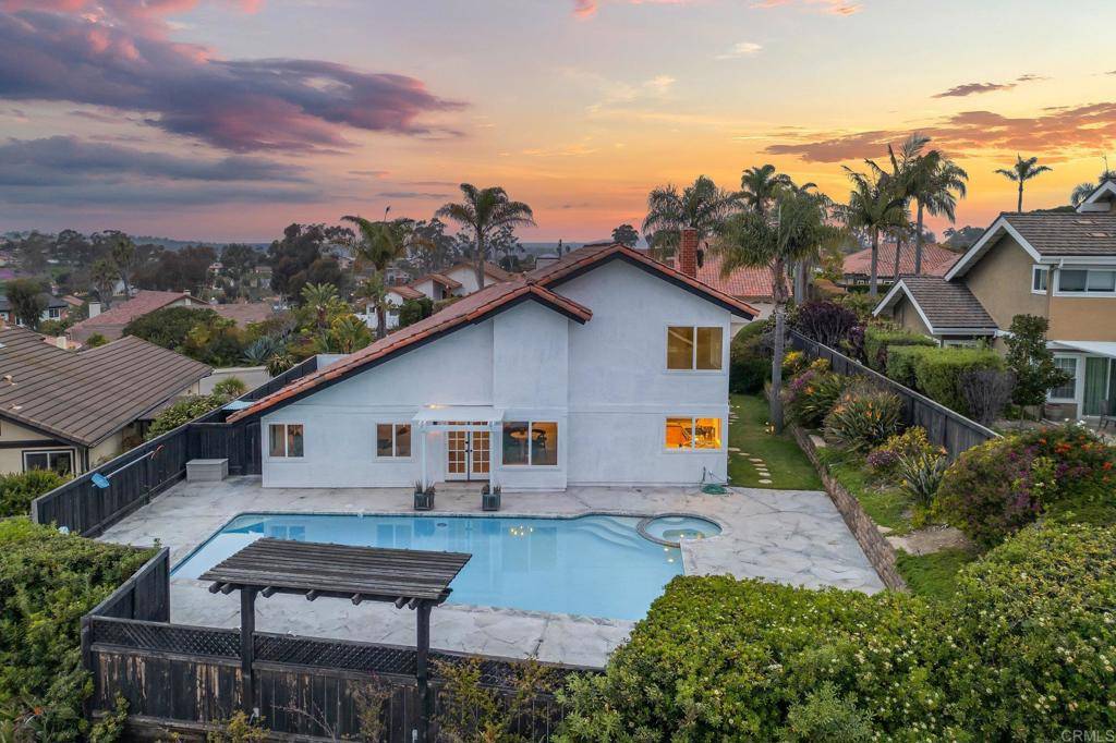 Solana Beach, CA 92075,1033 Via Mil Cumbres