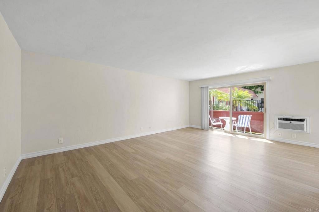 San Diego, CA 92119,8649 Lake Murray BLVD #4