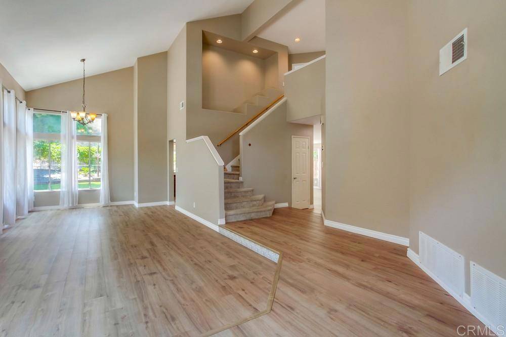 Oceanside, CA 92057,712 Palette CT