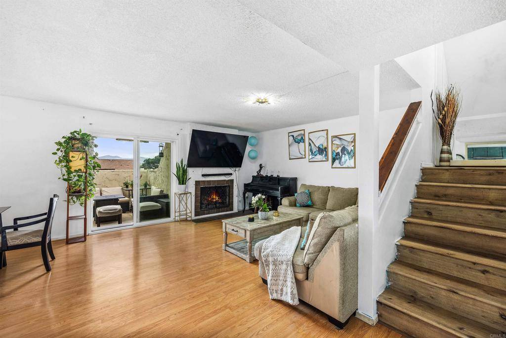 El Cajon, CA 92020,1437 Robin LN