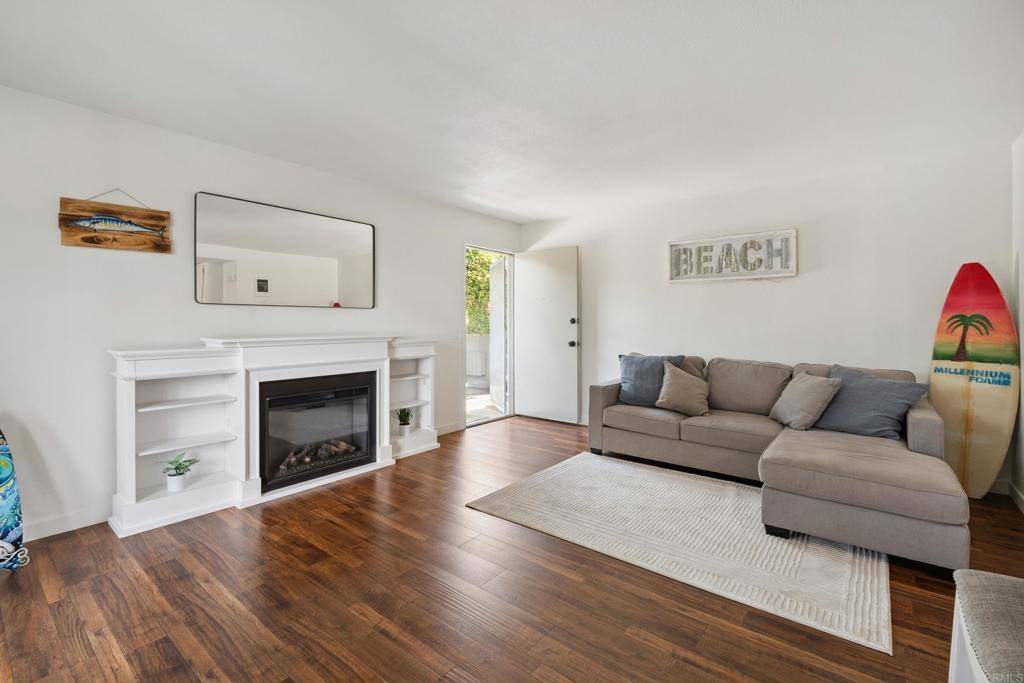 Encinitas, CA 92024,155 Rosebay DR #31