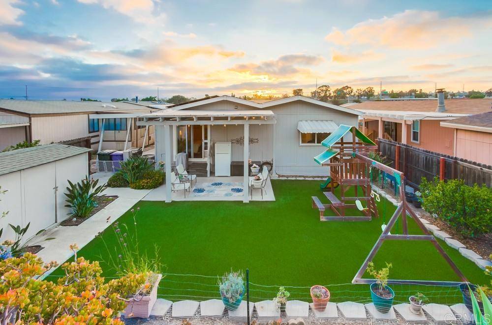 200 S Emerald DR #25, Vista, CA 92081