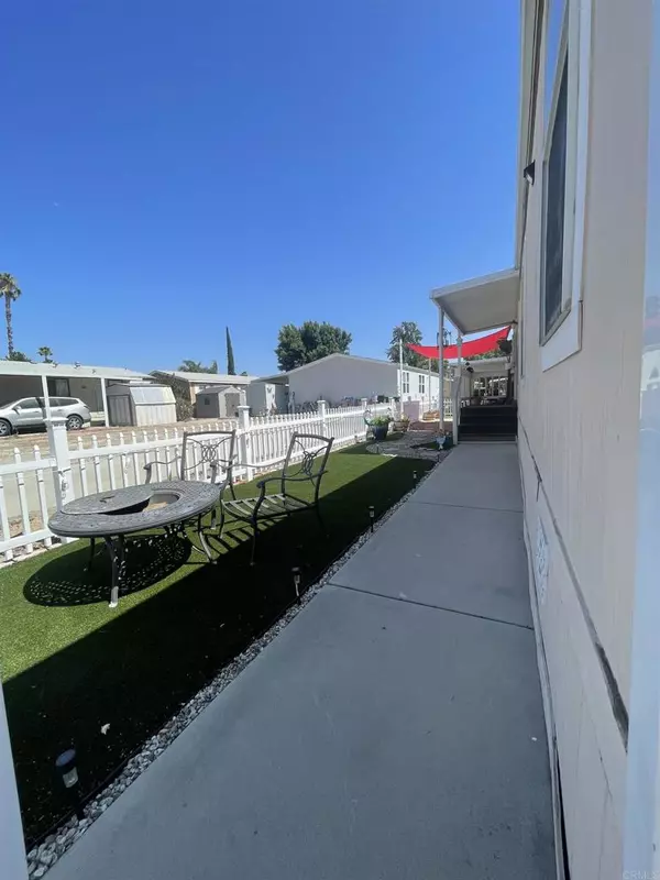 San Jacinto, CA 92582,913 S Grand AVE #2