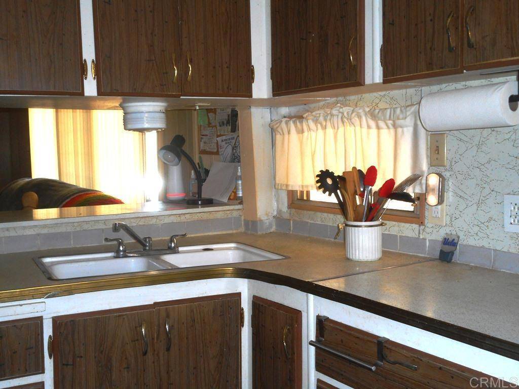 Escondido, CA 92027,25484 Lake Wohlford RD #W57