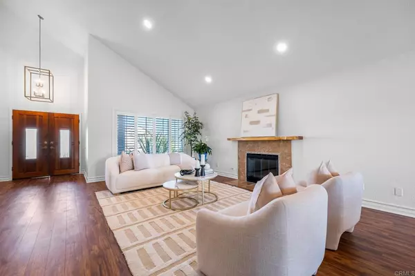 Encinitas, CA 92024,1592 Hawk View DR