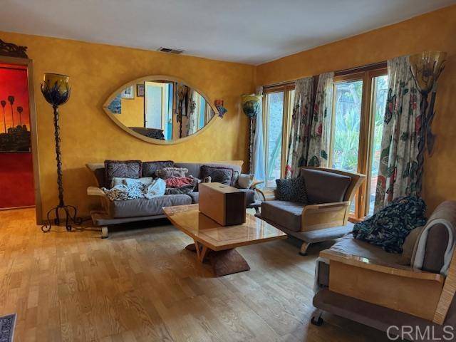 347 Glenmont, Solana Beach, CA 92075