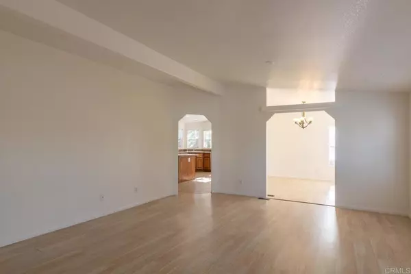 San Diego, CA 92105,2003 Bayview Heights DR #83