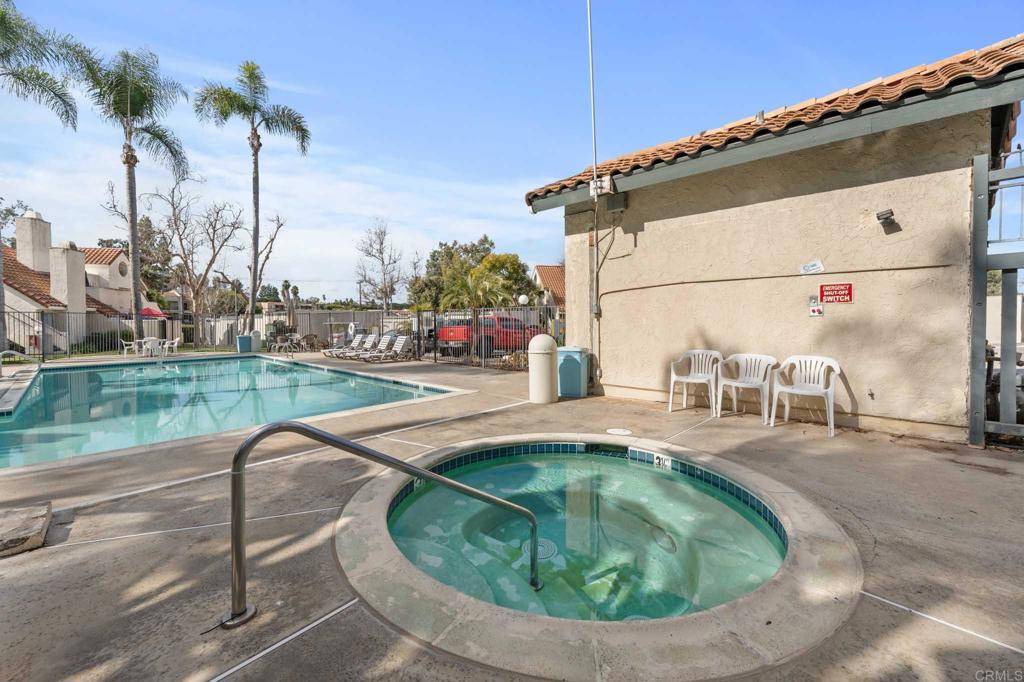 Vista, CA 92083,337 N Melrose DR #E
