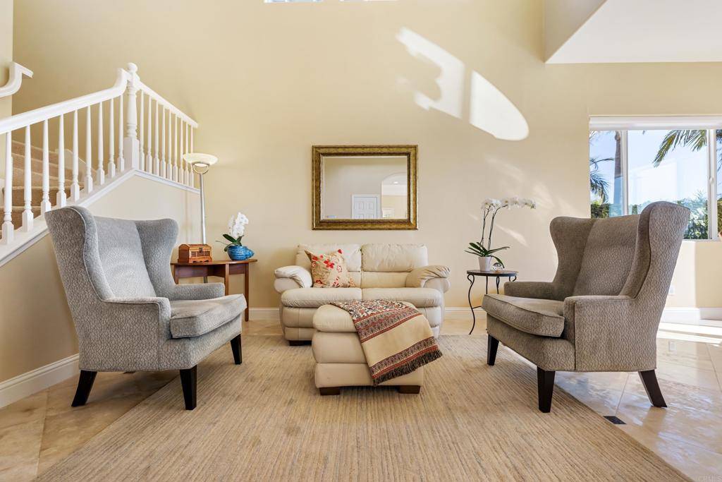 Carlsbad, CA 92011,7243 SURFBIRD CIRCLE