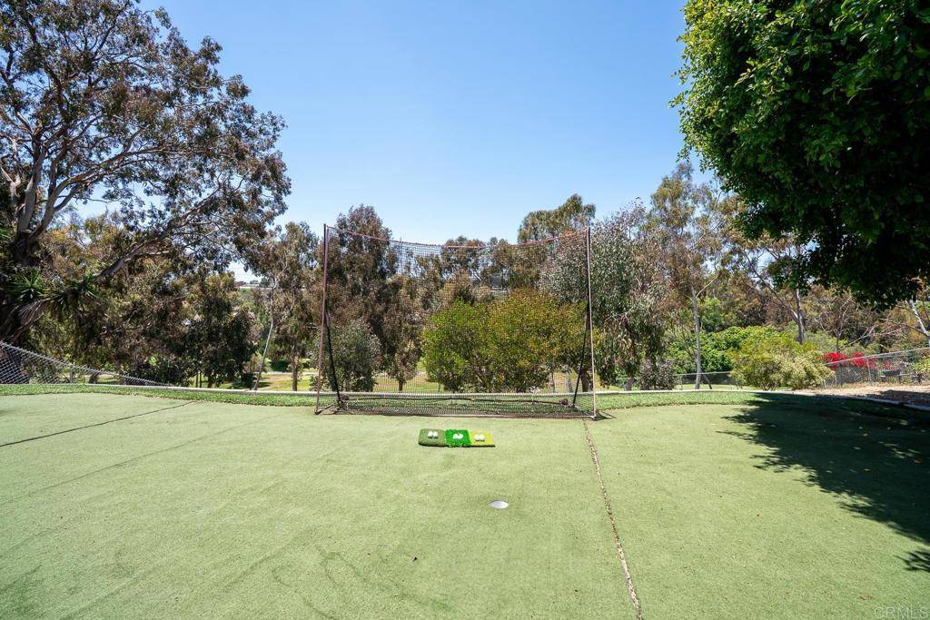 Oceanside, CA 92056,2117 Valley Rd