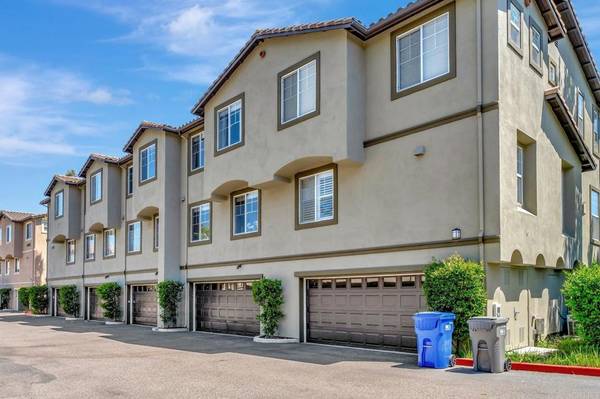 San Diego, CA 92127,14658 Via Fiesta #2