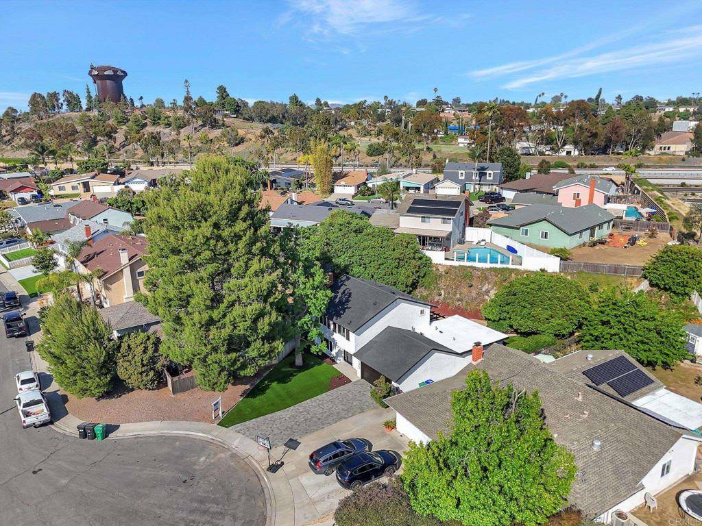San Diego, CA 92119,6745 Mewall DR