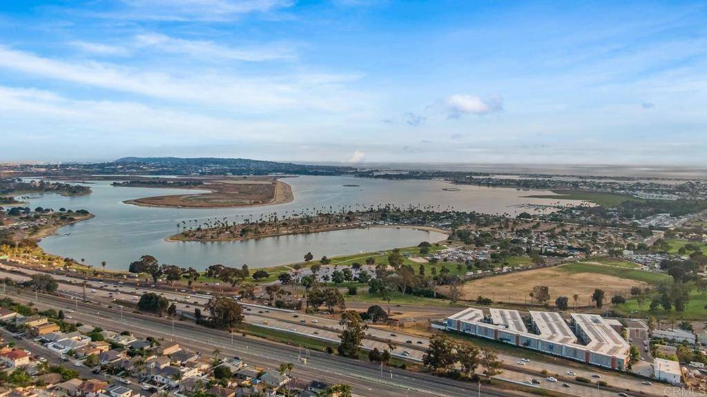 San Diego, CA 92117,3526 TICONDEROGA ST