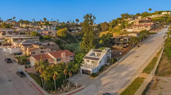 San Diego, CA 92117,3526 TICONDEROGA ST