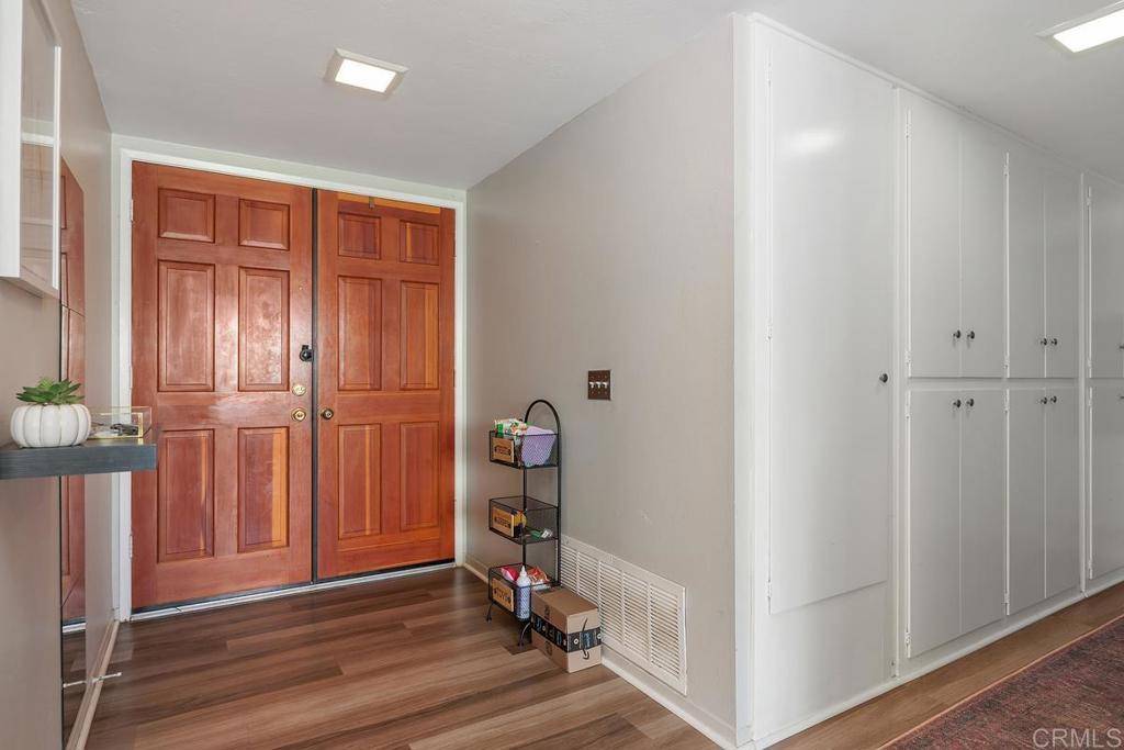 Oceanside, CA 92054,1802 Stewart ST