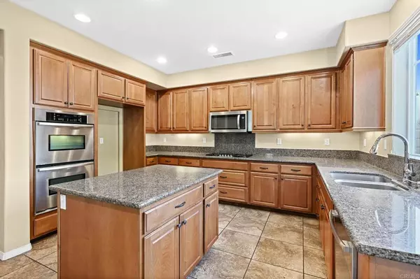 Temecula, CA 92592,32066 Red Mountain WAY