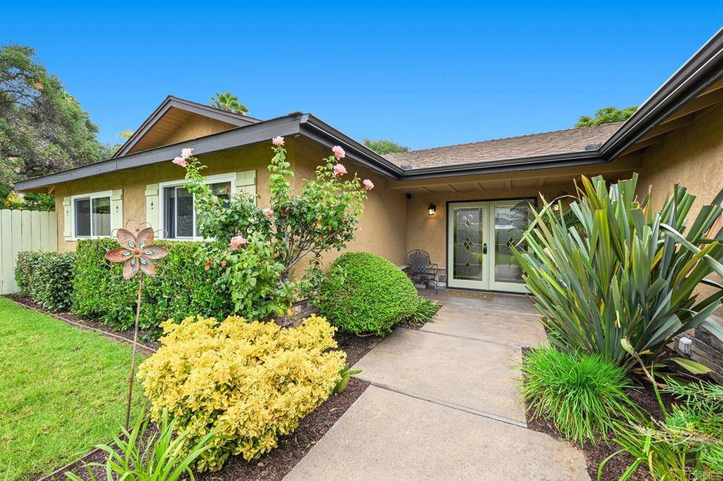 3625 Laketree DR, Fallbrook, CA 92028