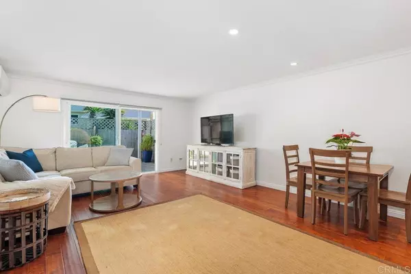 Encinitas, CA 92024,1833 Stonebrook Lane