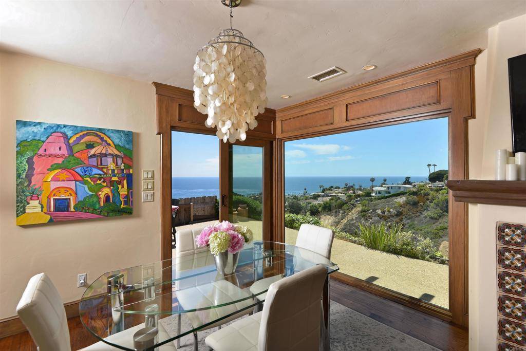 La Jolla, CA 92037,6018 Avenida Chamnez