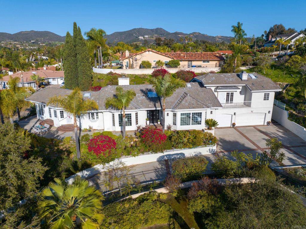 1248 Via Christina, Vista, CA 92084