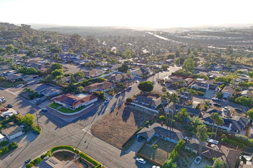San Marcos, CA 92078,970 Bluesage DR