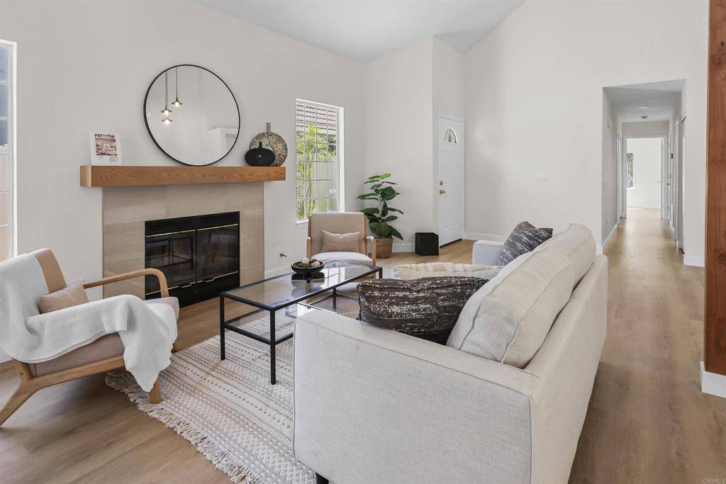San Marcos, CA 92078,863 English Holly LN