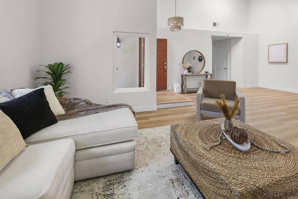 Oceanside, CA 92057,718 Lockwood PL