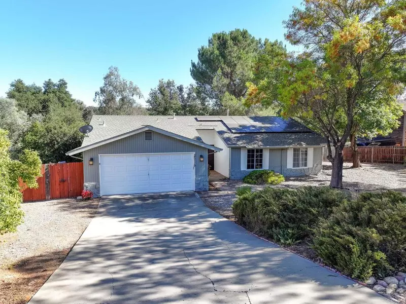 25119 Como Esta CT, Ramona, CA 92065