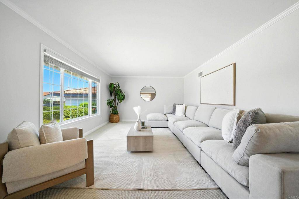 San Diego, CA 92128,16387 Gabarda RD
