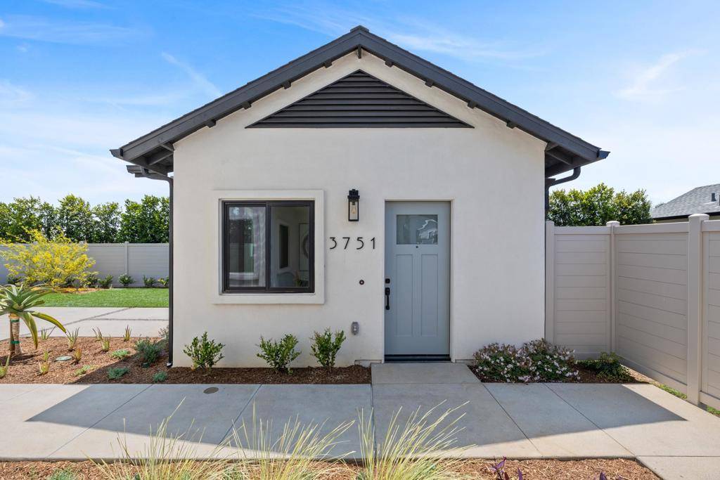 3751 Adams ST, Carlsbad, CA 92008