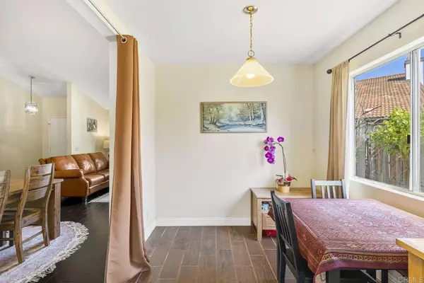 Escondido, CA 92027,1247 Armstrong CIR