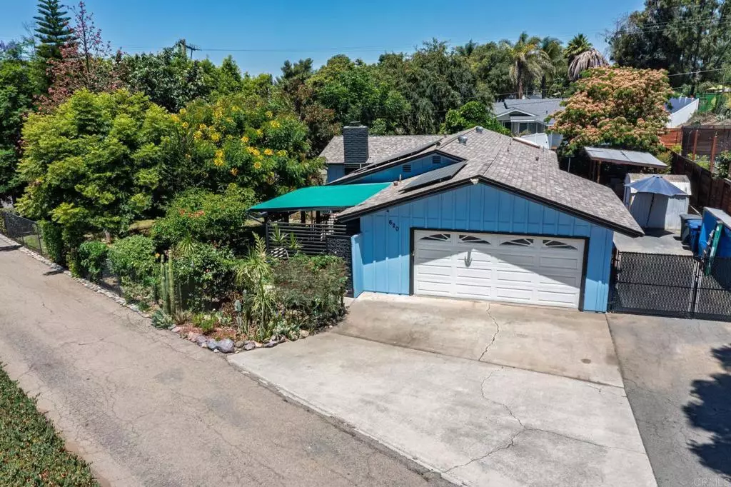 Vista, CA 92081,620 Sunset DR