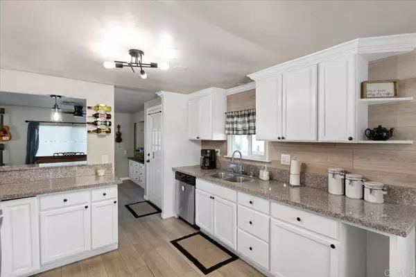 Oceanside, CA 92057,4660 N River RD #150