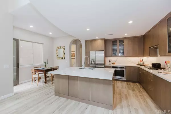 2740 E Bainbridge RD, San Diego, CA 92106