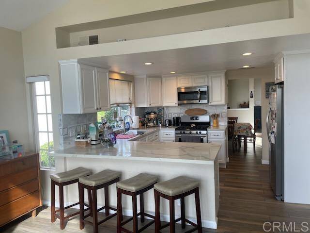 Carlsbad, CA 92009,2415 Levante ST
