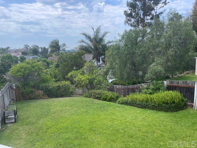 Carlsbad, CA 92009,2415 Levante ST