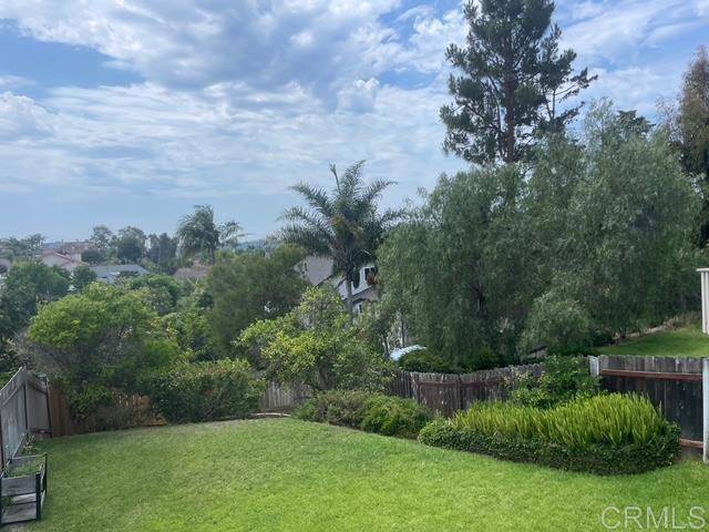 Carlsbad, CA 92009,2415 Levante ST