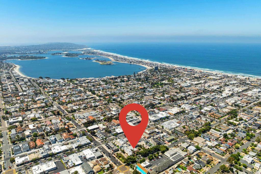 San Diego, CA 92109,1361 Felspar Street #7