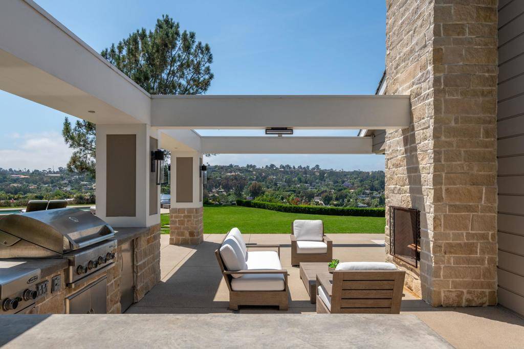 Rancho Santa Fe, CA 92067,3035 Paseo Cielo