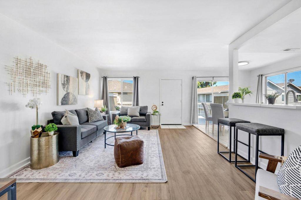 Oceanside, CA 92058,853 Dana Point WAY